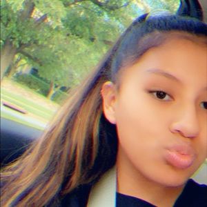 Meet your Posher, Jade